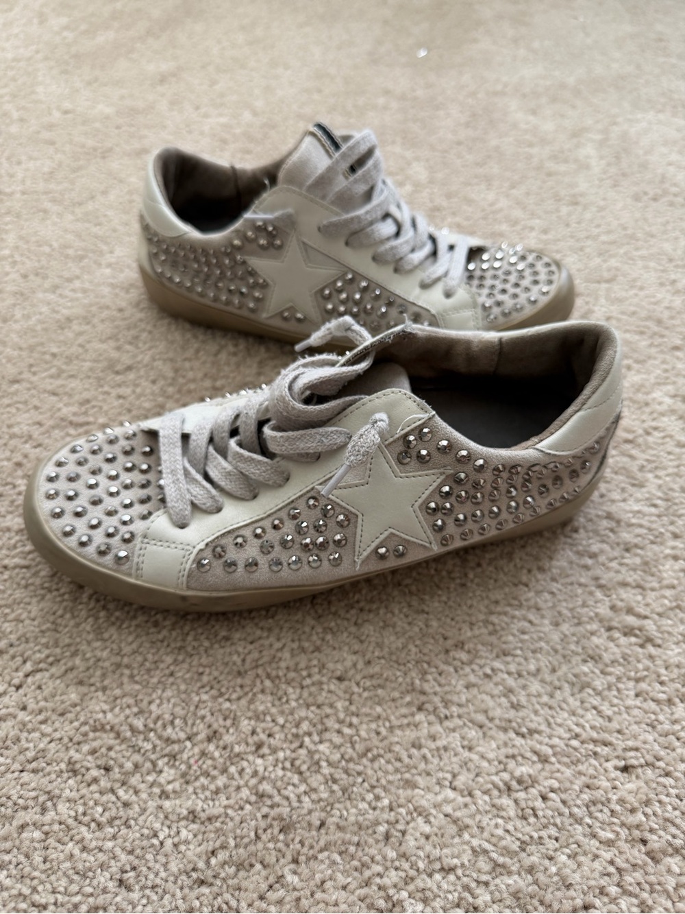 ShuShop Rockstar Sneakers Light Grey all-over metallic studs Size 6.5 star logo